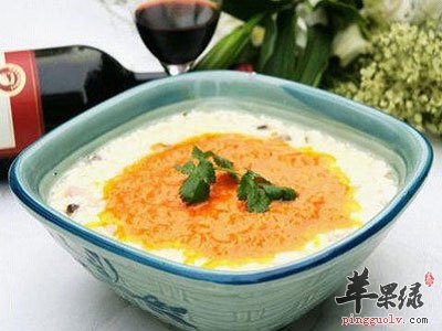 芹菜叶鹅蛋羹