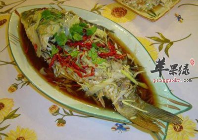 葱油鲤鱼