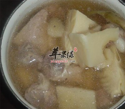 春笋炖排骨