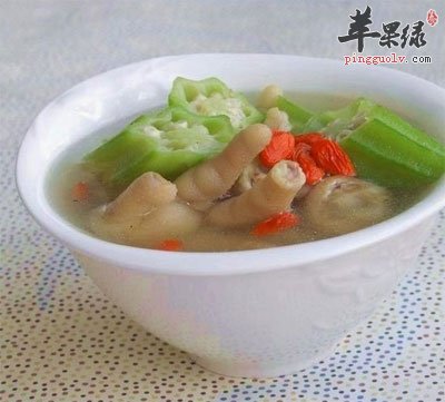 秋葵炖鸡爪