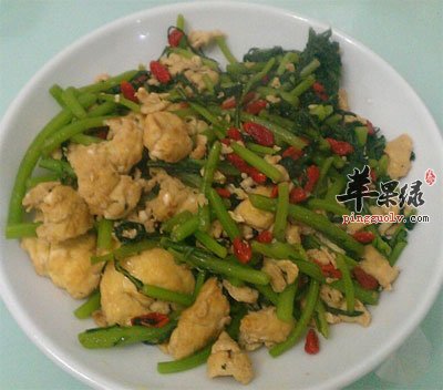 茼蒿炒鸡蛋