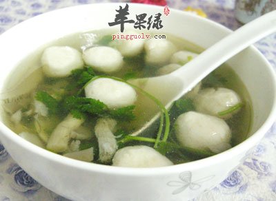 平菇鱼丸汤