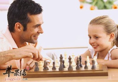 父女玩游戏