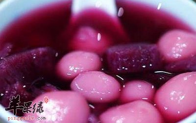 紫甘蓝枣泥汤圆.jpg