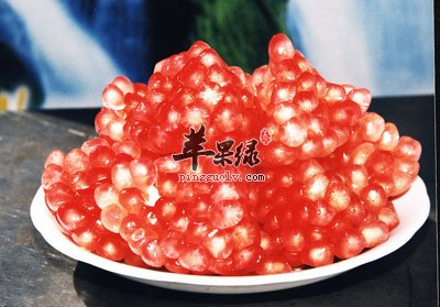 一盘石榴