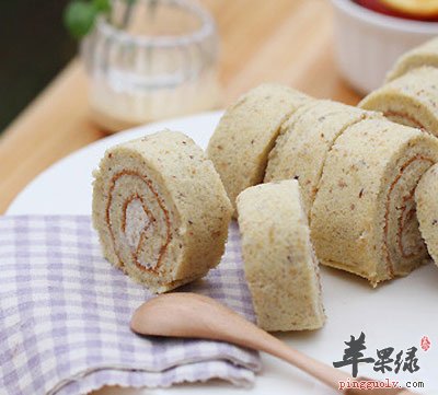 榛子奶油蛋糕卷
