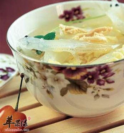鸡丝银鱼汤