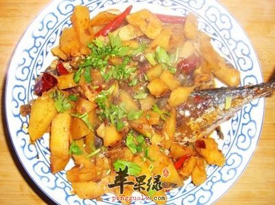 沙丁鱼炖土豆