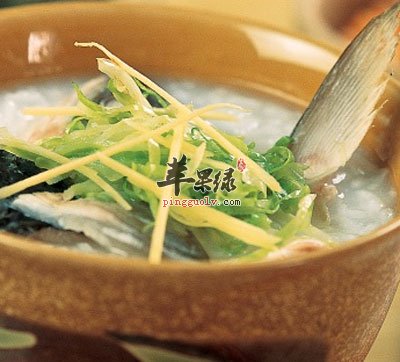 鲜香鱼头粥