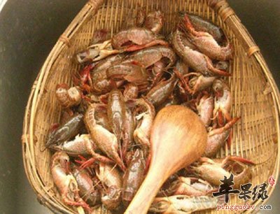 洗龙虾.jpg