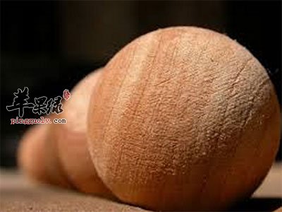 樟脑丸.jpg