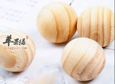 四颗樟脑丸.jpg