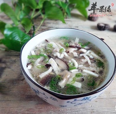 香菇豆腐羹:益胃健脾,降脂