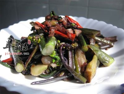 酸辣红菜苔.jpg
