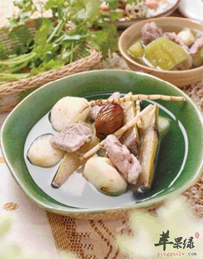 竹蔗茅根瘦肉汤