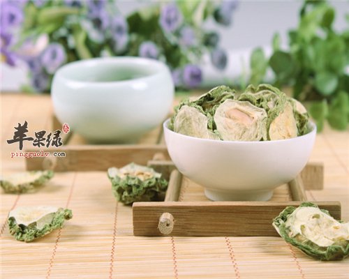 苦瓜片泡水喝的功效和禁忌有哪些？学习啦