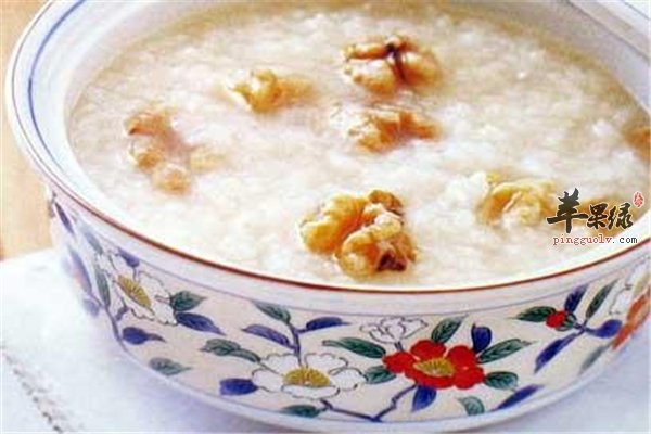 核桃煮芡实