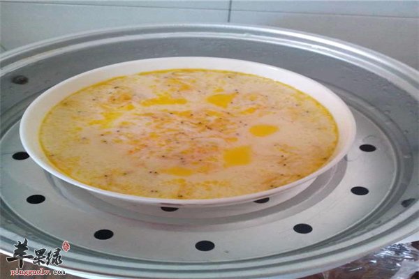 虾仁鸡蛋糕--健脑活血适合宝宝食用