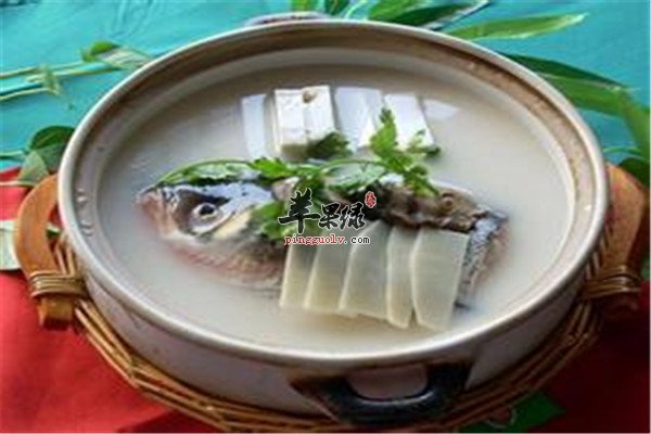龙骨牡蛎炖鱼汤--补肝补肾缓解疲劳_苹果绿
