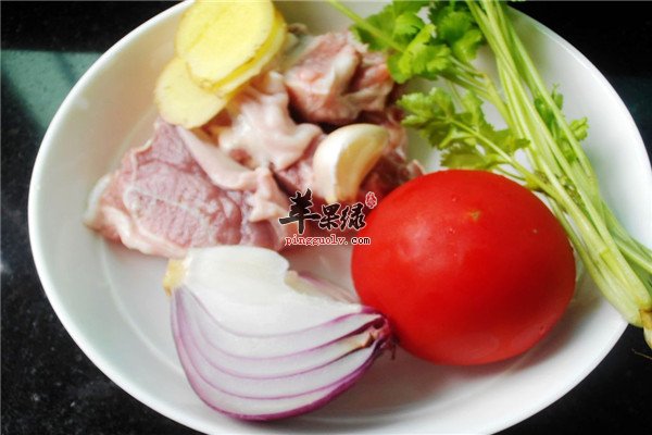 洋葱番茄羊肉汤--减肥促进食欲