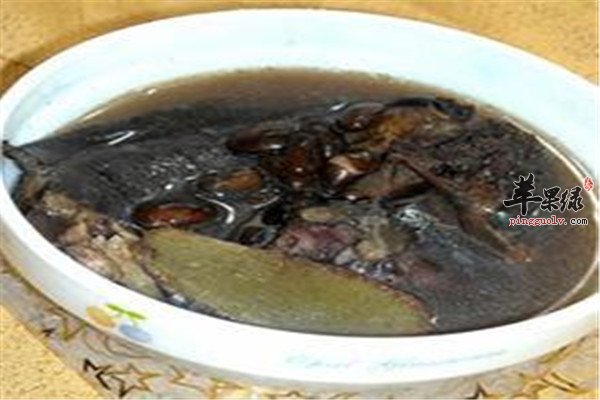 黄精黑豆塘虱汤——补气养血健脾补肾