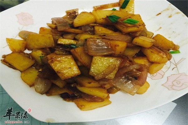洋葱炒土豆片--促进食欲降三高_苹果绿