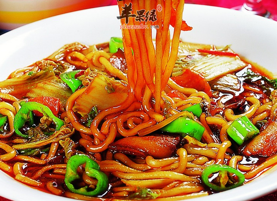 猪肉炖粉条是哪个地方的菜_猪肉炖粉条的营养