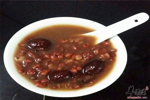 详细介绍红枣红豆粥含有的价值