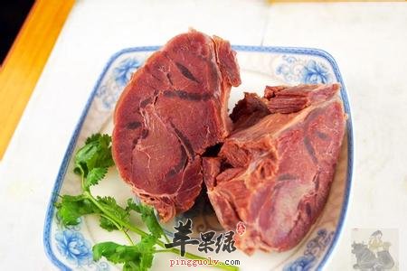 牛肉和羊肉可以搭配一起吃吗_苹果绿