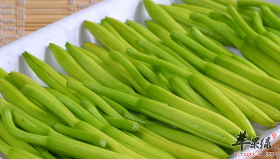 黄花菜的治病药膳方搜罗