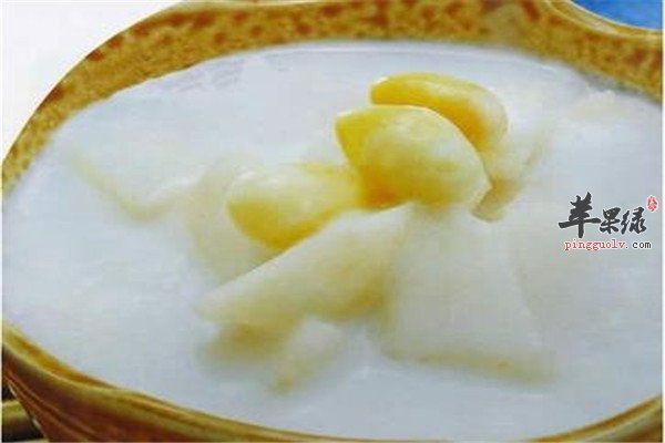 菊花雪梨牛奶汤2.jpg