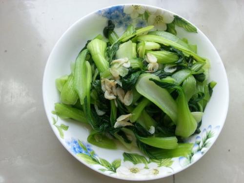 油菜炒虾皮—增强食欲促进血液循环