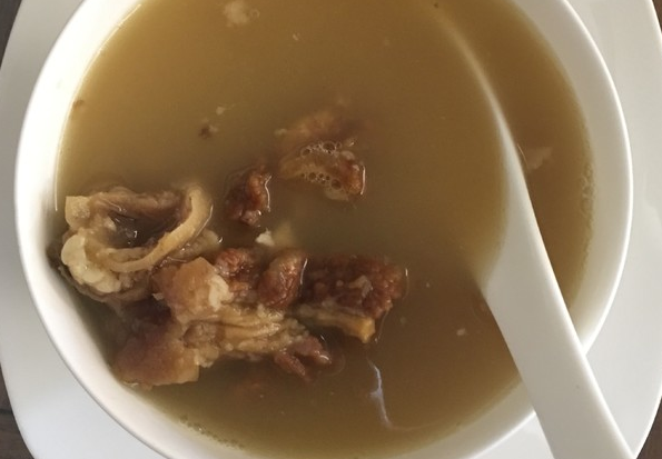 牛骨汤的做法