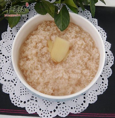 鹿茸粳米粥:温肾壮阳,填精补血