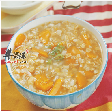 教你做既排毒又养颜的养生粥——薏米南瓜和芝麻