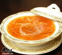 燕窝和什么不能一起吃 哪些人不宜食用燕窝