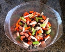 黑豆对女性的神奇功效 黑豆能保养卵巢