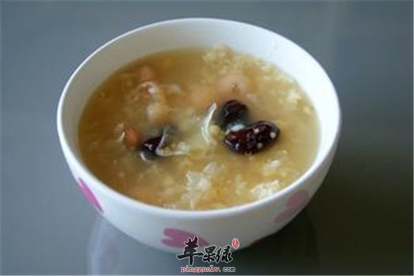 白领肠胃十个人九个差 养胃饮食很关键