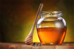 蛋白粉加蜂蜜等于肌肉能量来源补给