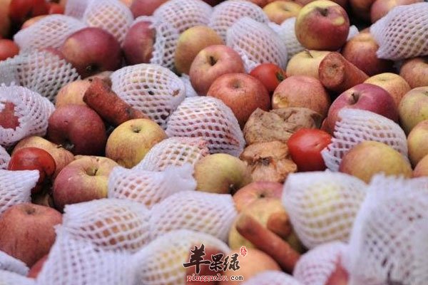 1,不新鲜或者变质的食物