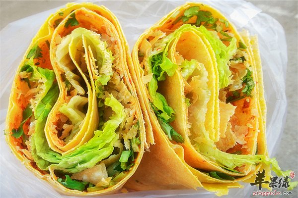 煎饼好吃主料面粉香脆可口老少皆宜