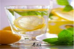 柠檬水降低食欲抗衰老提高免疫力
