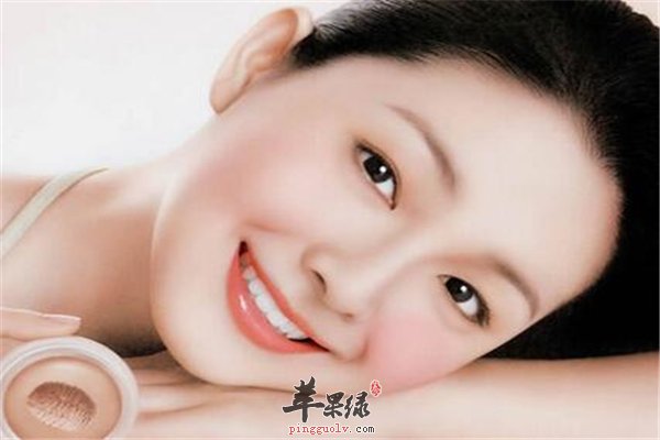 女性皮肤红润重在食养,睡养,动养