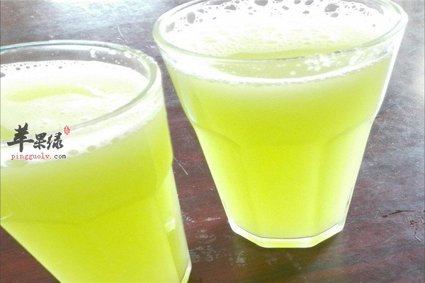 黄瓜汁--清肠排毒利尿消肿