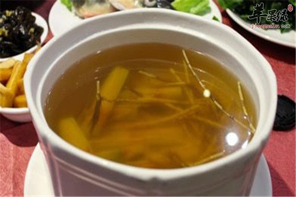 茅根甘蔗糖水.jpg