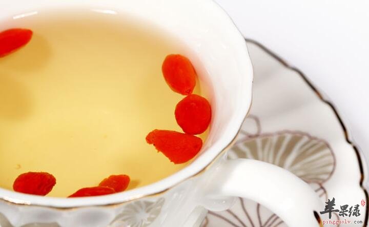 小病痛 让枸杞茶来解决吧