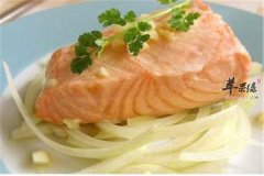 清蒸三文鱼——低脂肪高蛋白利于减肥