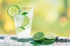 柠檬水太酸 怎么喝才是对健康最有利的