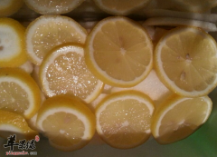 要想美白祛斑可以常喝柠檬水