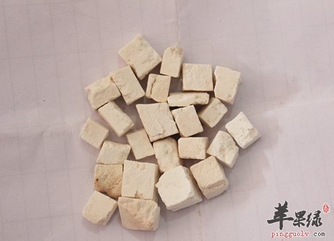 一般茯苓可以泡水喝吗